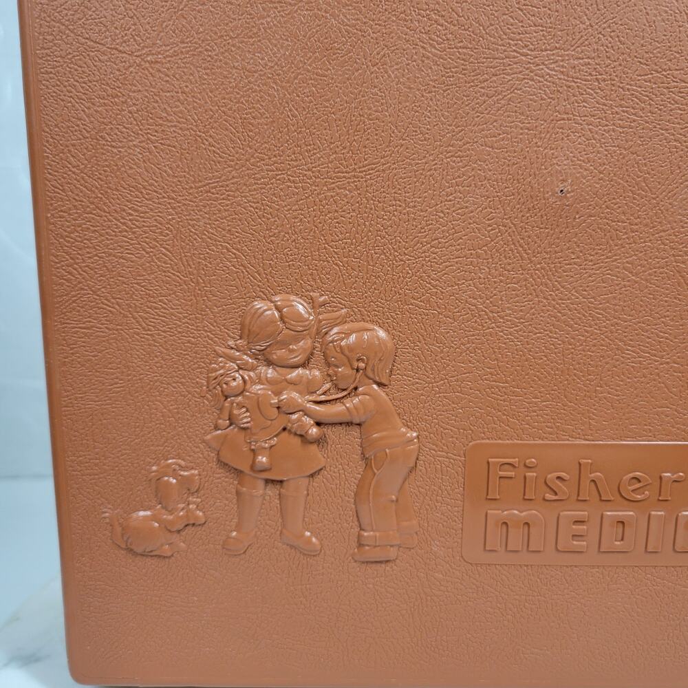 Vtg Fisher Price Medical Kit 1970s Dr Nurse Kit Case Kids Pretend Play Toy - Picture 14 of 15